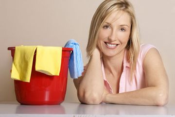 woman_cleaning